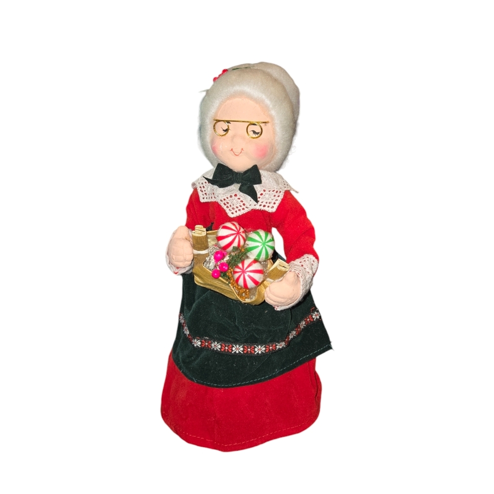 Vintage Made In Taiwan Christmas Papier Mache‎ Mrs. Claus With Candy 11"X5"X5"